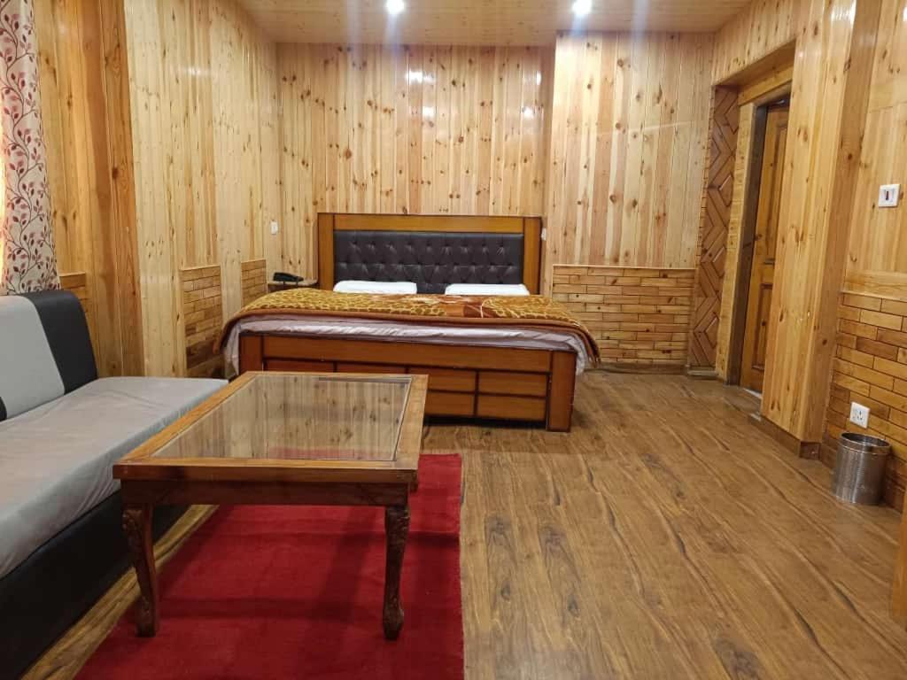 Hôtel Krishna Vaas à Shimla Extérieur photo